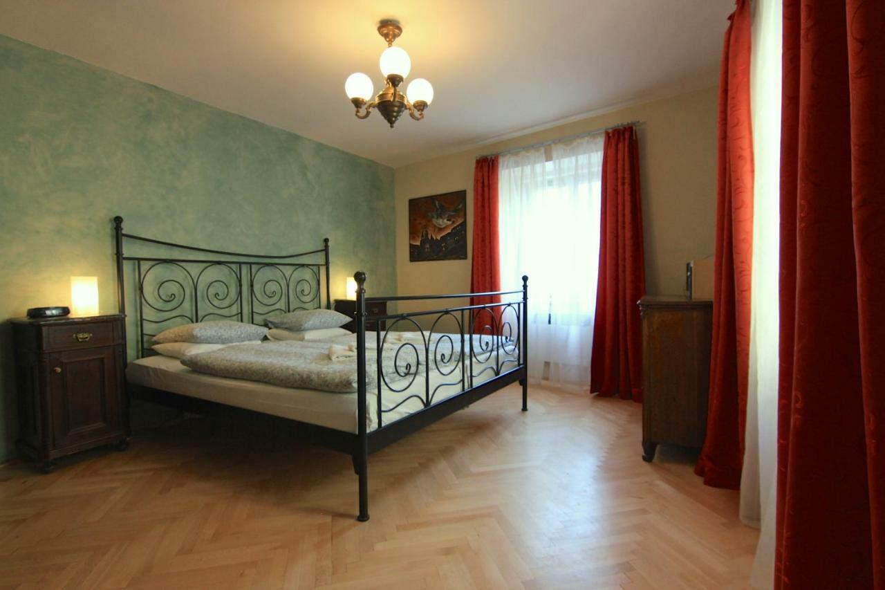 Mala Strana Apartment 1 プラハ エクステリア 写真