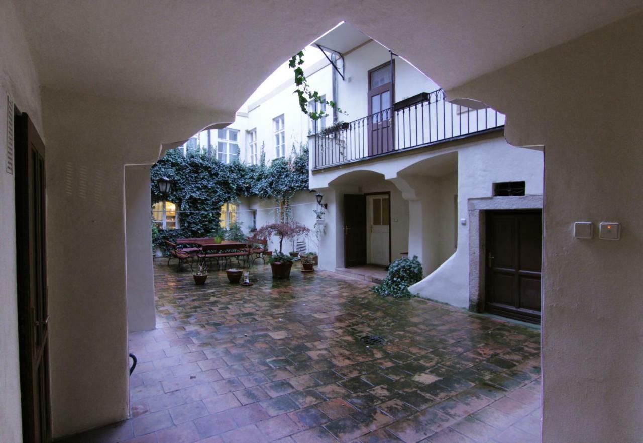 Mala Strana Apartment 1 プラハ エクステリア 写真